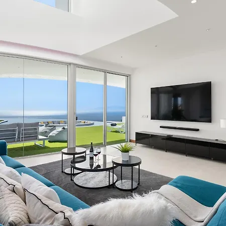 Karat Fibonacci Вилла Адехе